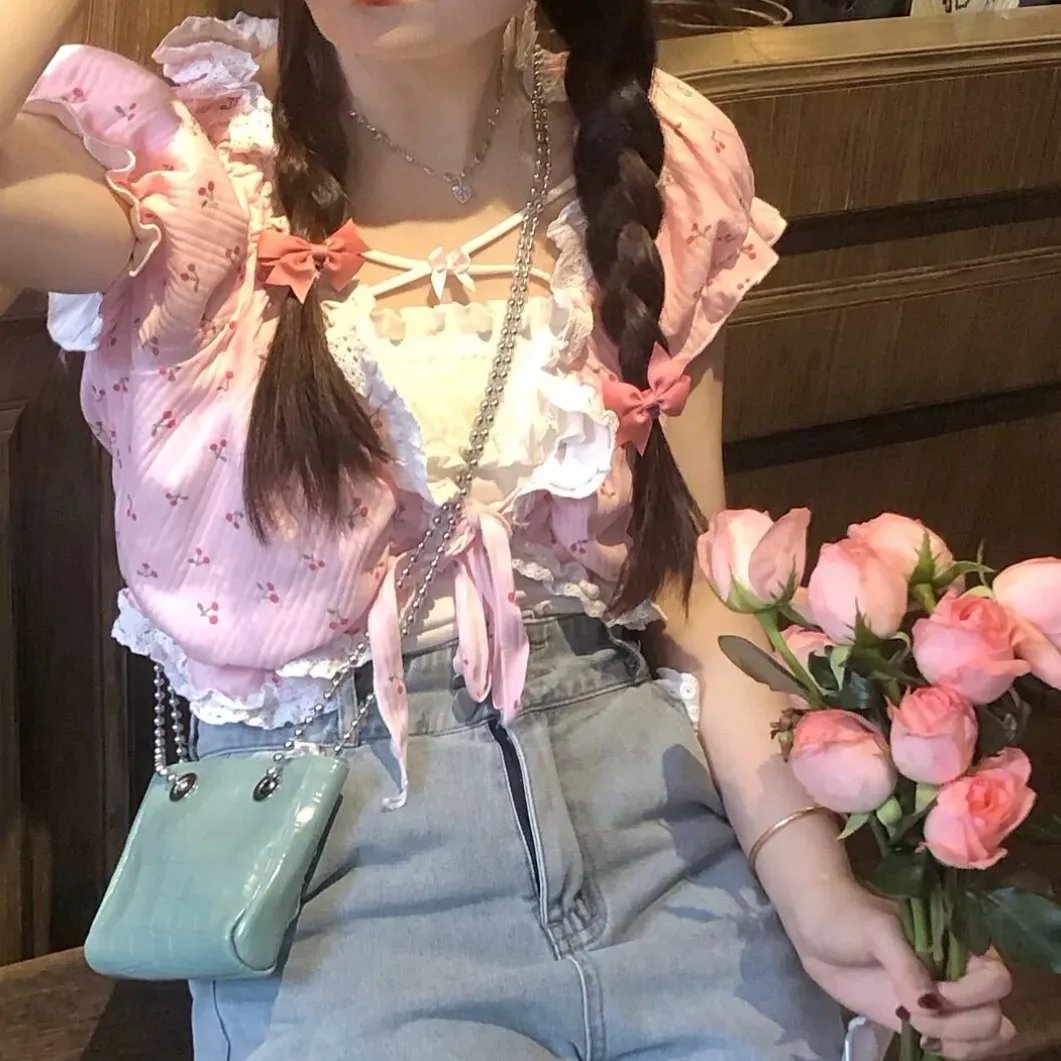 炮灰女配不内耗反派老公往上靠